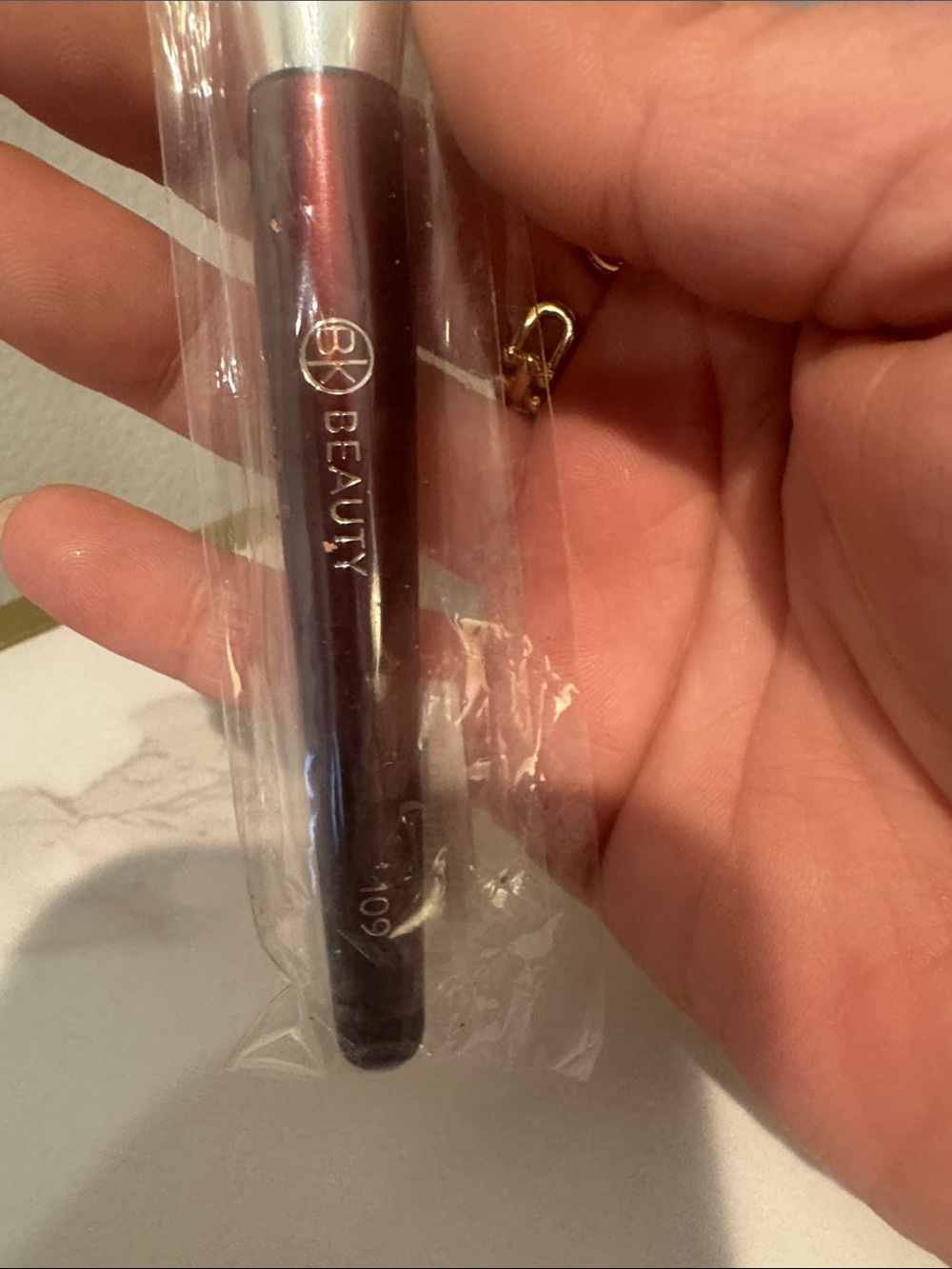 BK Beauty 109 Mini Contoured Foundation Brush - Picture 2 of 5